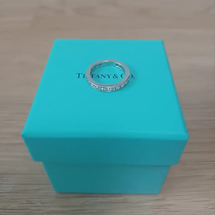 티파니앤코 3mm)티파니 채널세팅 풀다이아 플내티늄 가드링 반지 사진 3