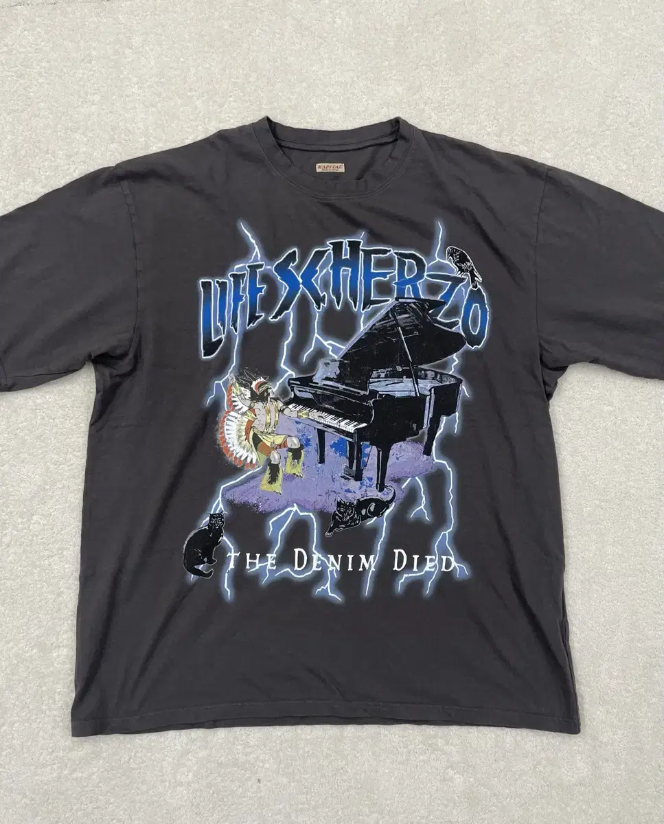 (새상품)[xl]캐피탈 25ss lightening piano 반팔티셔츠