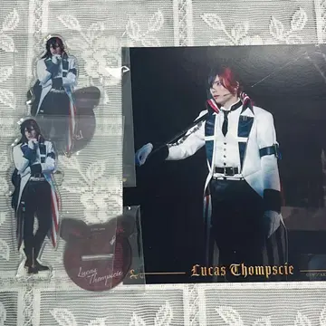 악마 집사와 검은 고양이 악마의 집사 루카스 톰프시 키마 아크릴 스탠드