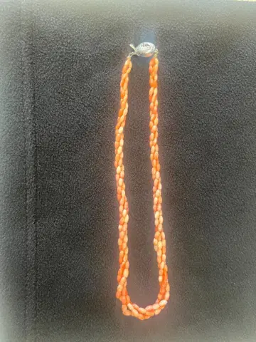 3단 산호 목걸이