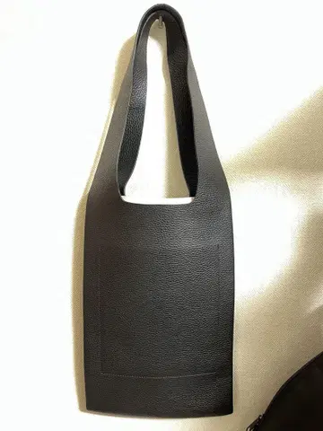 aeta PG TOTE PG10 BLACK