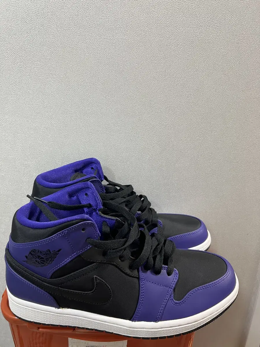 [275] Nike Air Jordan 1 Mid Dark Concord