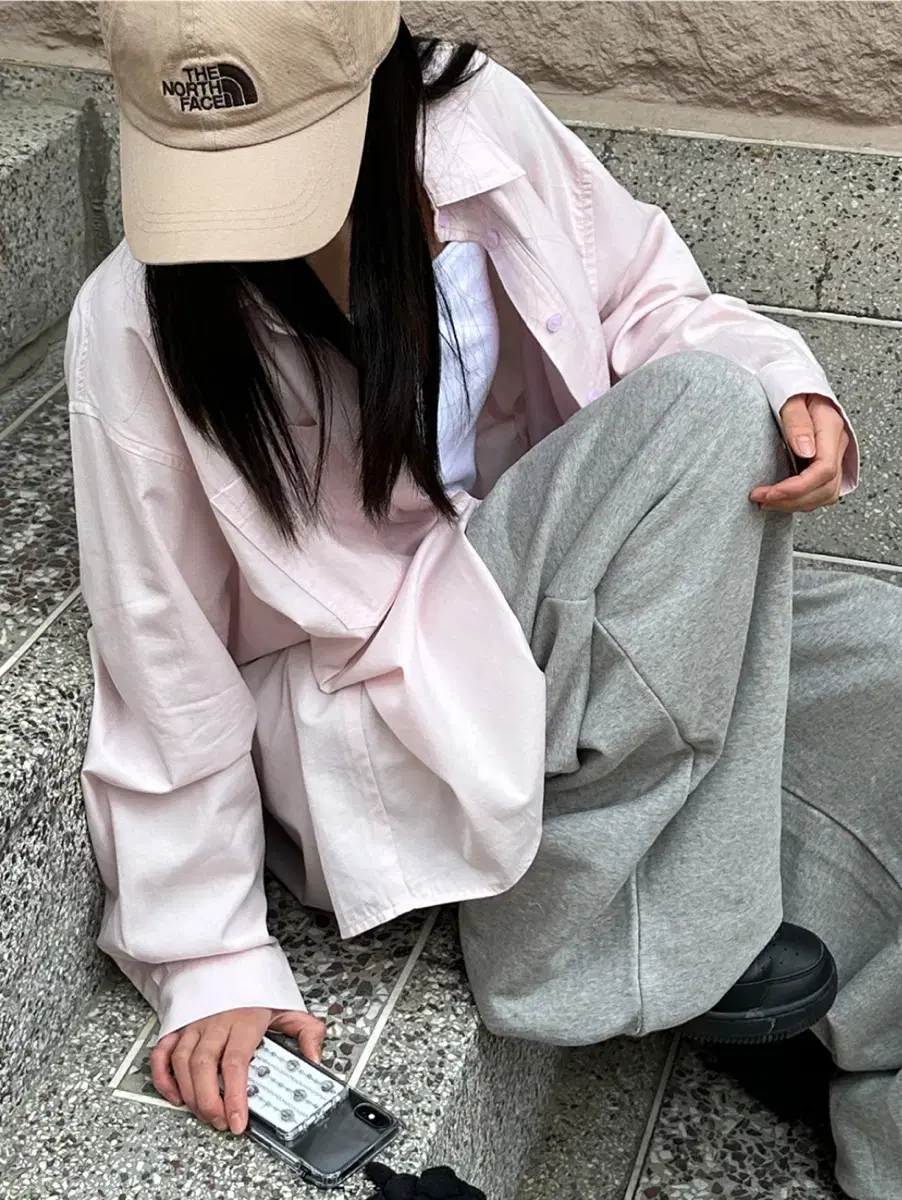 1회 착용) 데일리쥬 바틀렛 오버핏 코튼 셔츠