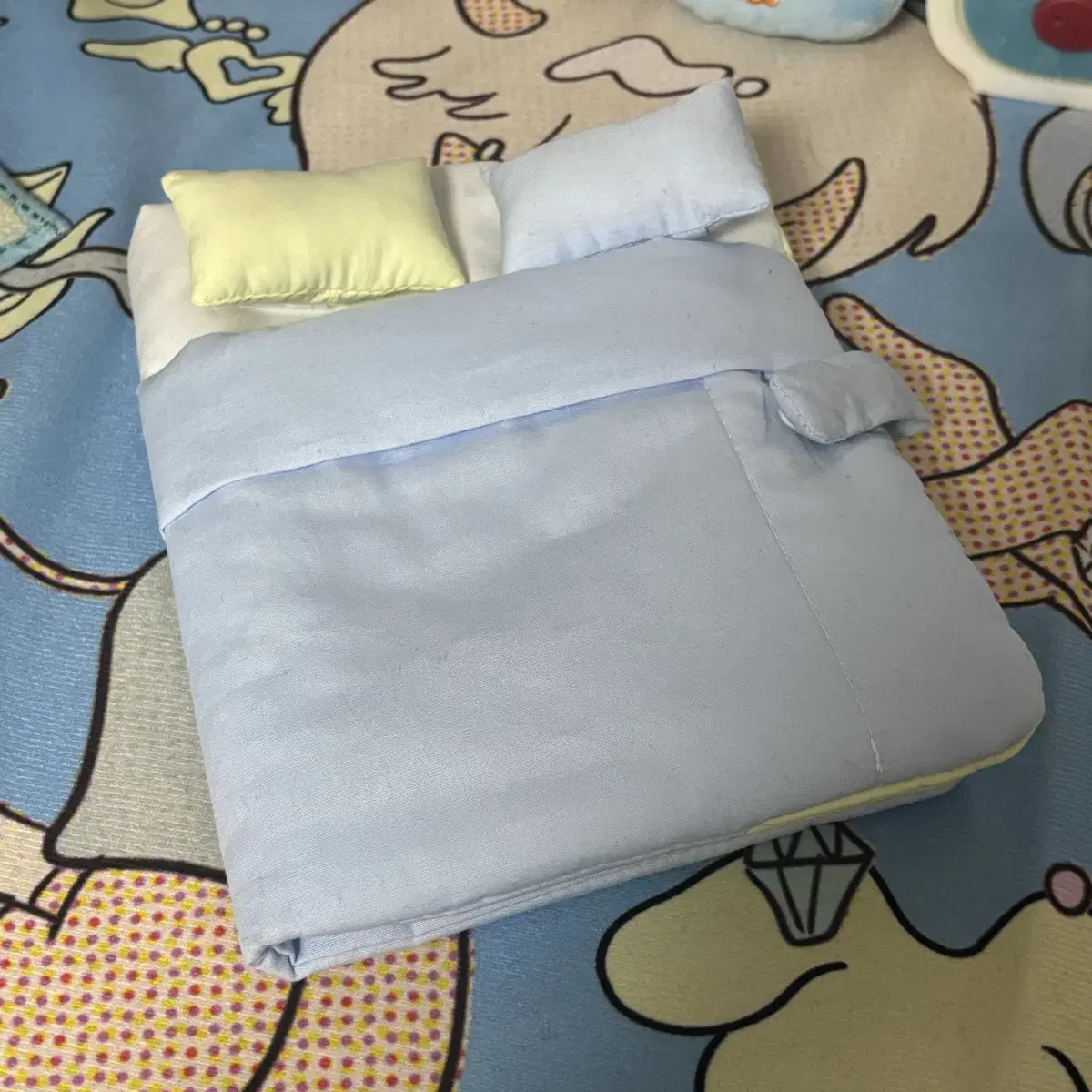 침대모양 북커버