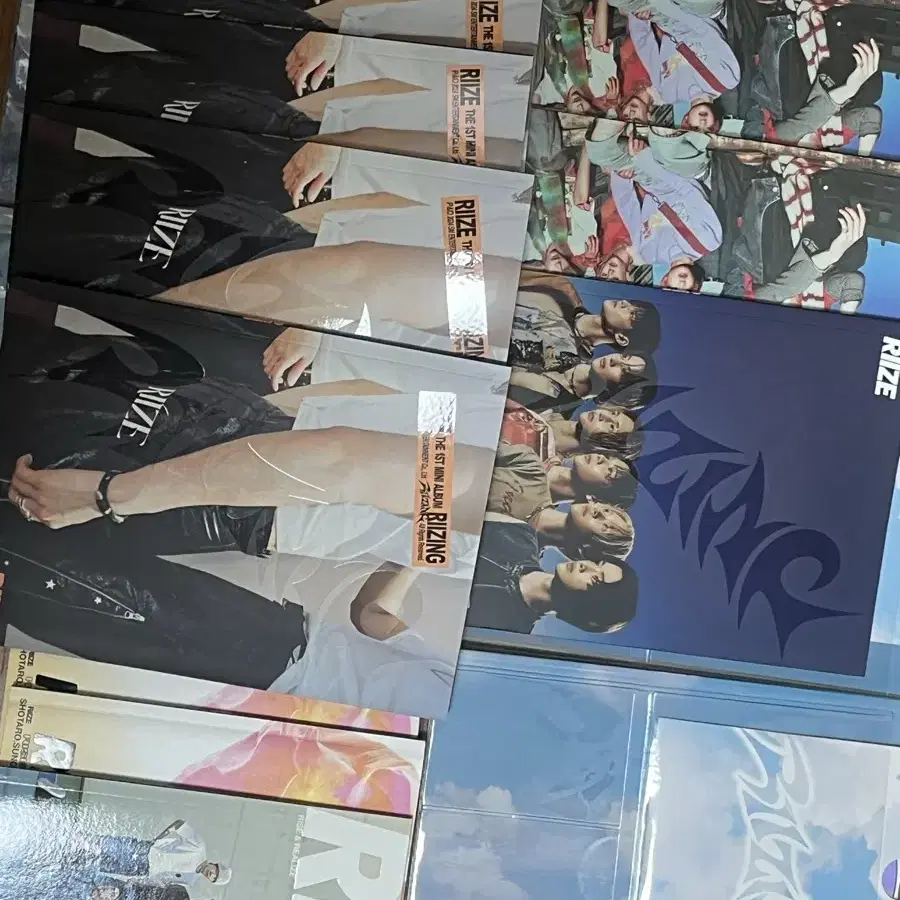 라이즈 개봉앨범(포카미포함,나머지 구성품은 있음)