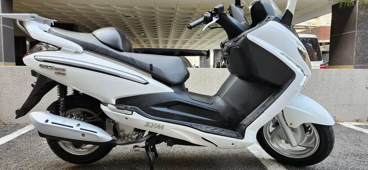 Voyager 125 is in good condition. Maintenance completed. Warranty for after-sales service. Can be used for rowoon.