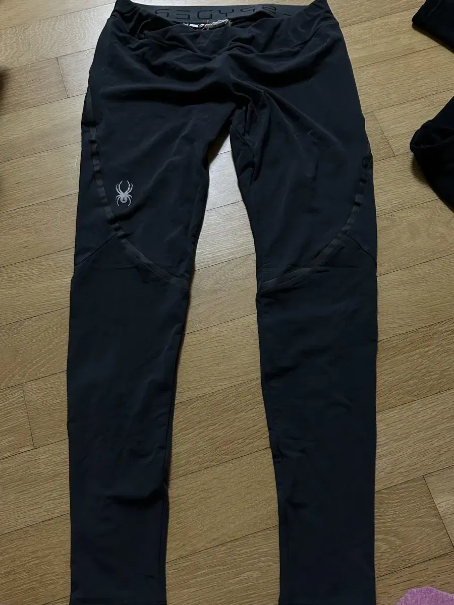 New product) Spider sportswear (leggings fit)