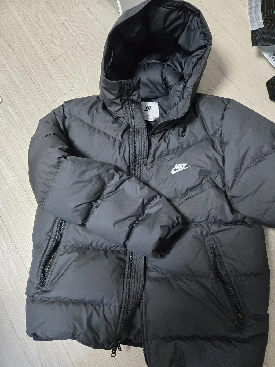 나이키 스톰핏 패딩 XL