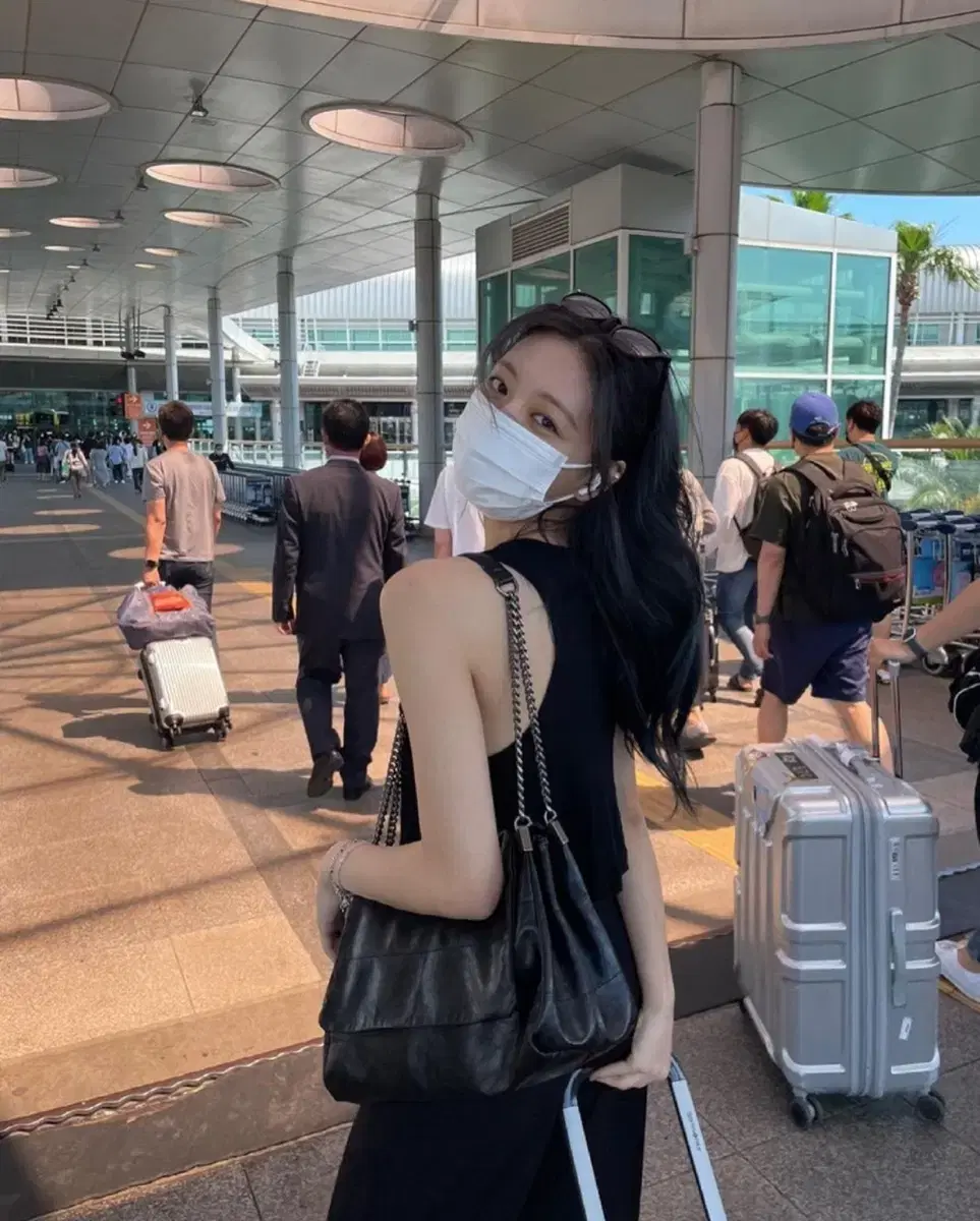 새상품 자라 락플랩 숄더백 유나백 블랙