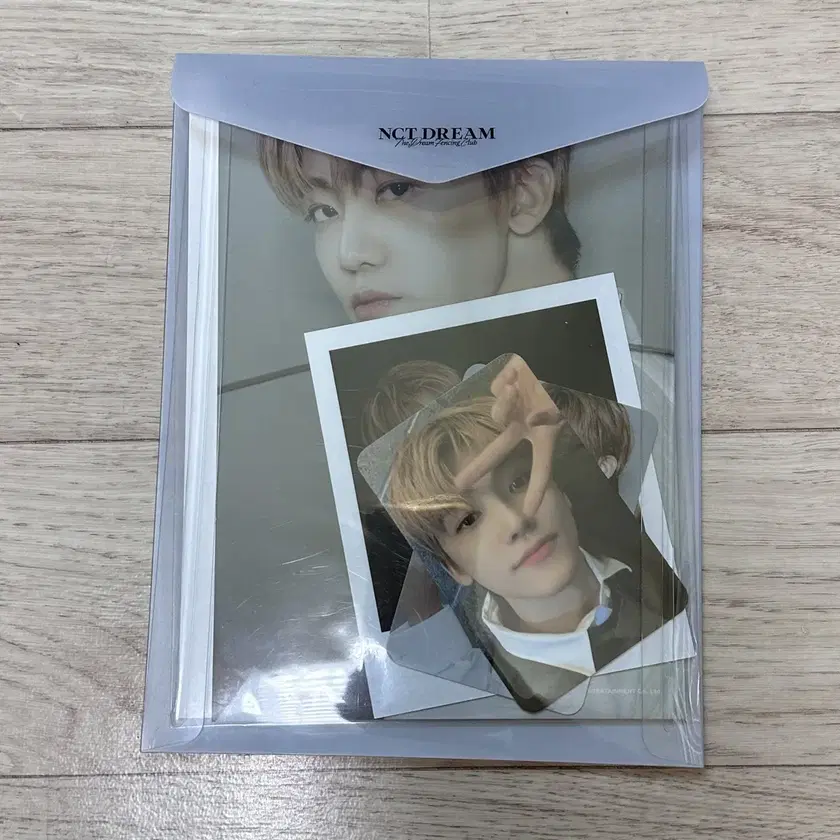 NCT DREAM ヘチャン 2021 シーグリ フォト パック 即購入⭕️ NCT Dream 2021 Season's Greeting Photo Pack – Choice Music LA