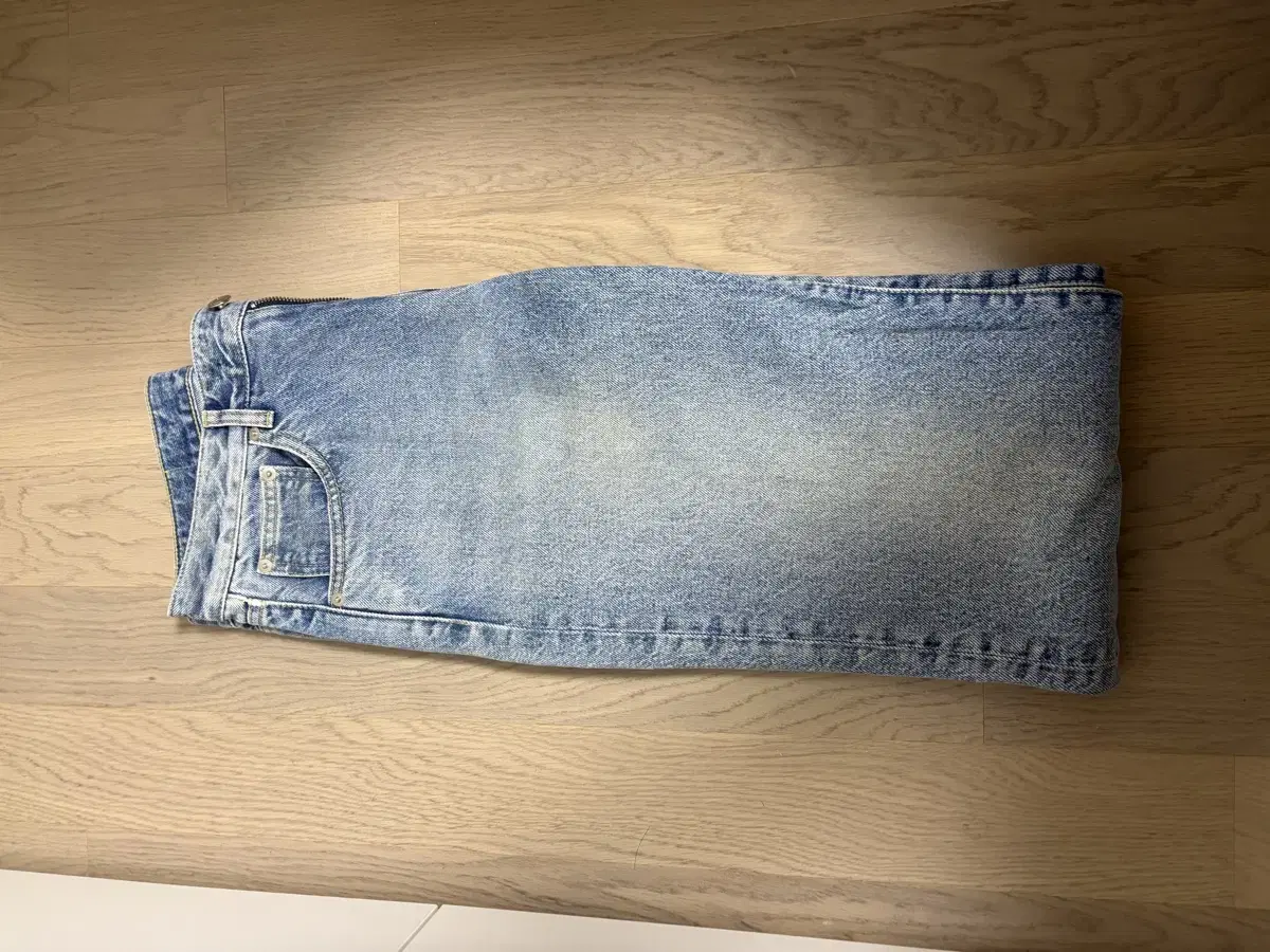 모드나인 데님팬츠