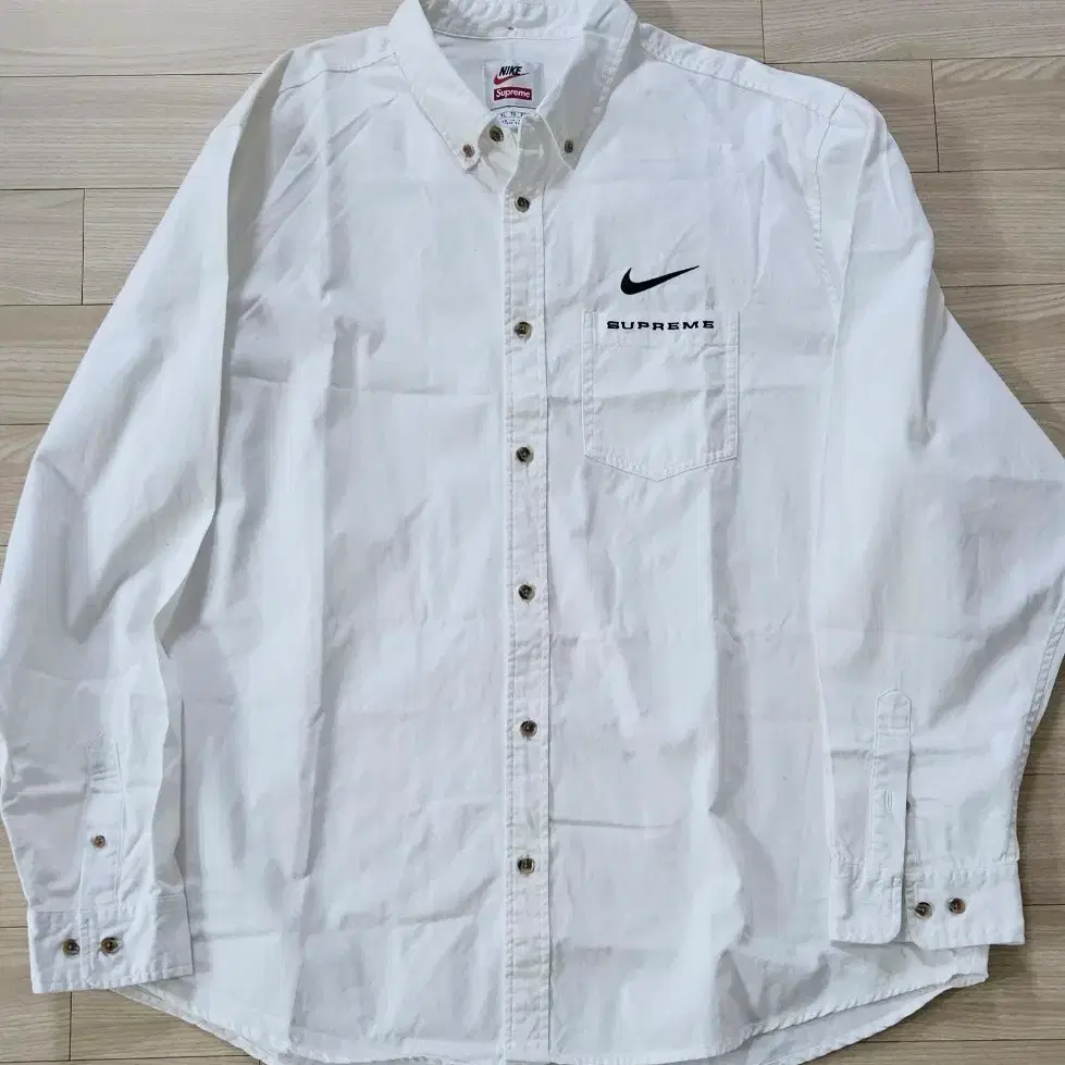 XL] 슈프림 x 나이키 코튼 트윌 셔츠 화이트-21ss