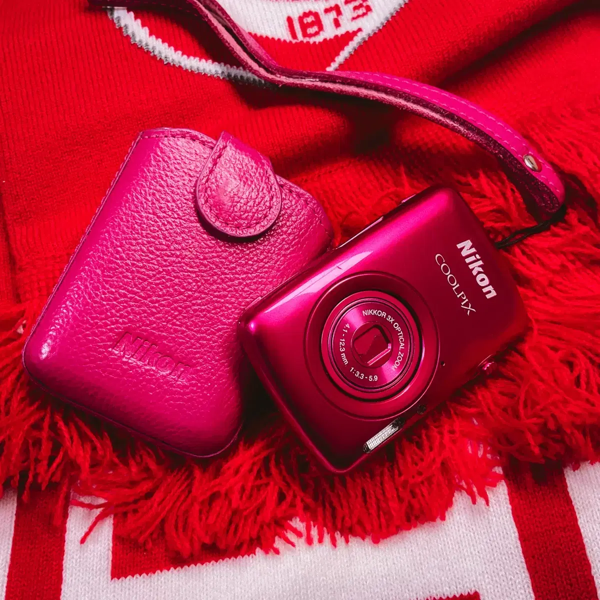 Including examples] nikon coolpix s01 jennie giselle Vintage