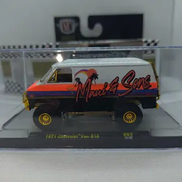 1/64 m2 머신즈 쉐보레 밴 G10 리프트업
