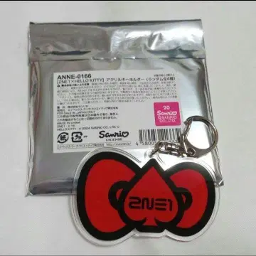 2NE1 HELLO KITTY 아크릴 키링 키링 키티