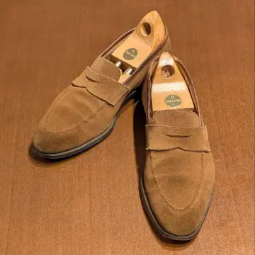 CROCKETT&JONES SYDNEY 스웨이드 8E 페니 로퍼