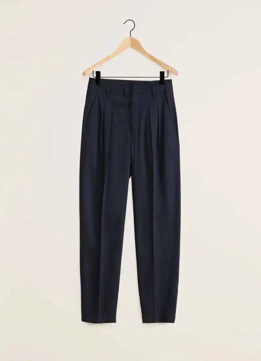 르메르 24ss tailored pleated pants