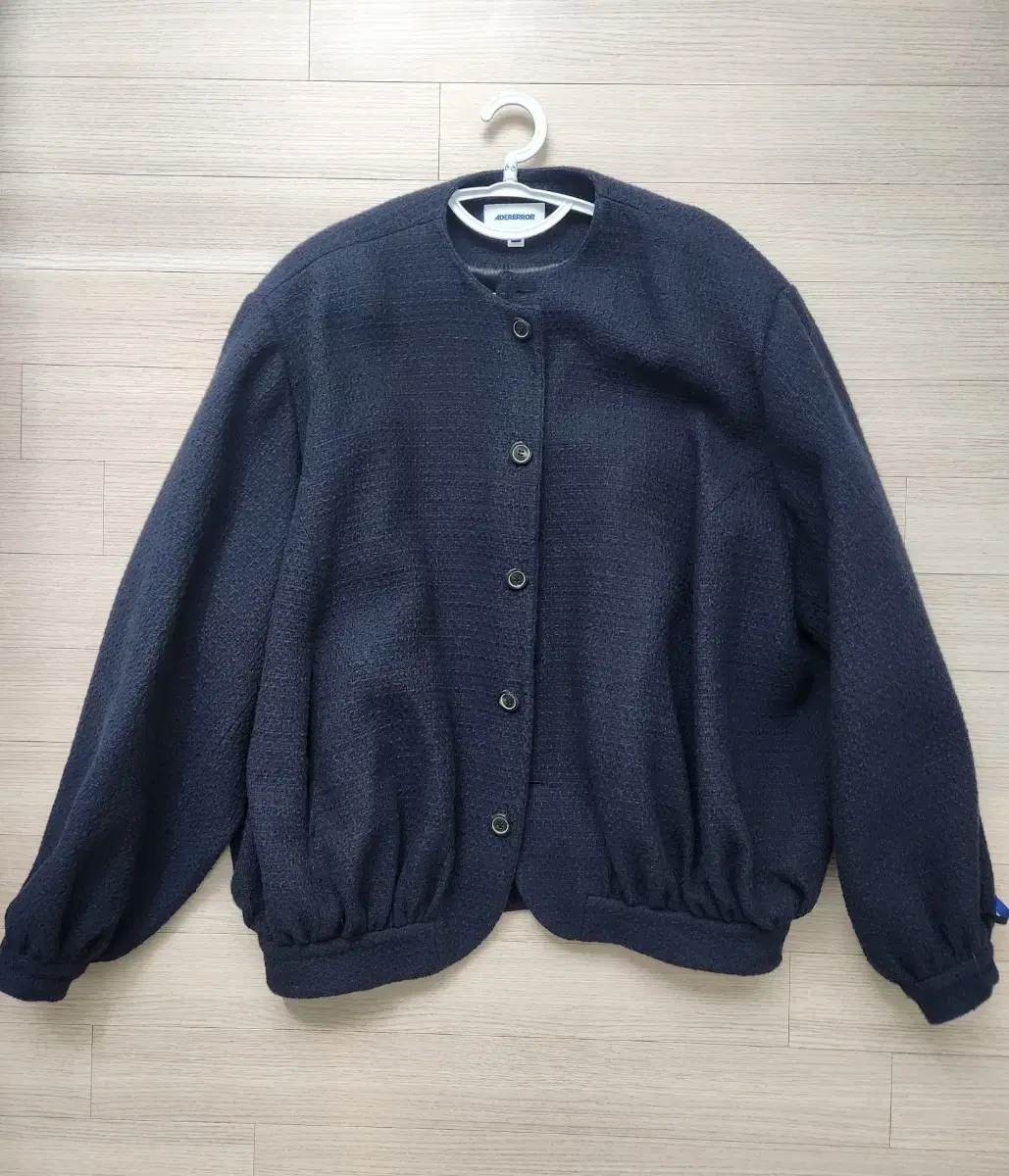 아더에러 아테 atte xl (23fw)