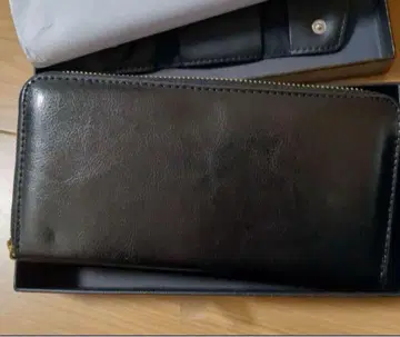 블랙 합성 피혁 지퍼식 장지갑 키링 포함