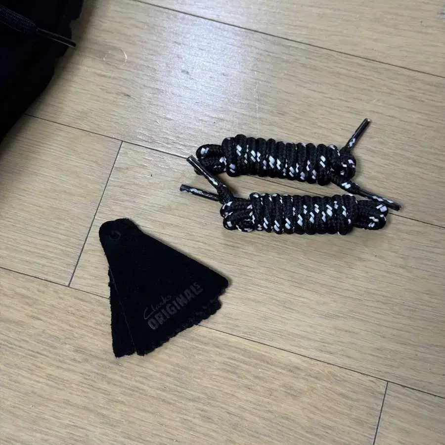 클락스 왈라비 고어텍스 265