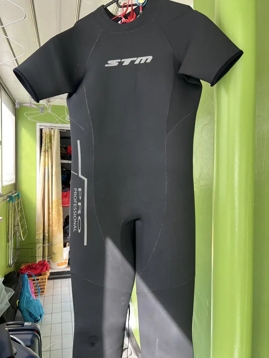 stm 웻슈트