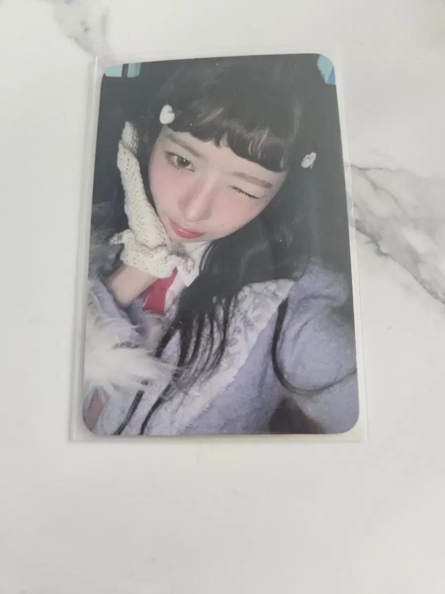 아이브 엠파시 위드뮤 럭드