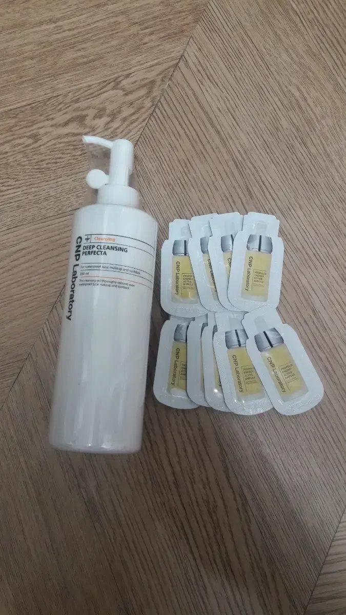 CNP 차앤박 클렌징 퍼펙타 대용량 300ml