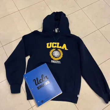 ucla 후드티 브루인스와 노트