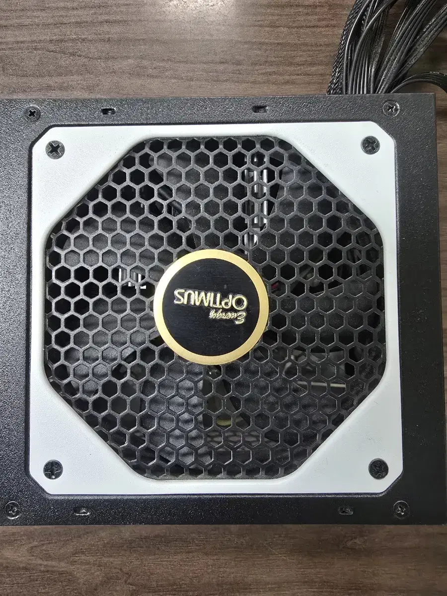 옵티머스700w 파워