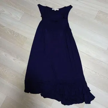 바네사브루노 루마니아산 원피스