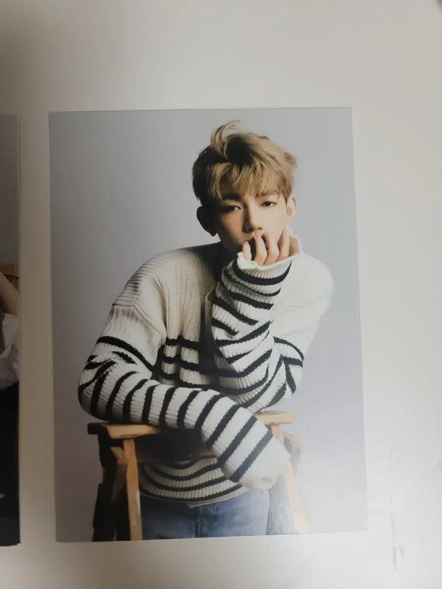 장하오 코스모폴리탄 잡지 포스터