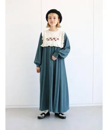 에카 소포 쿠라하시 레이 꽃무늬 자수 절개 원피스