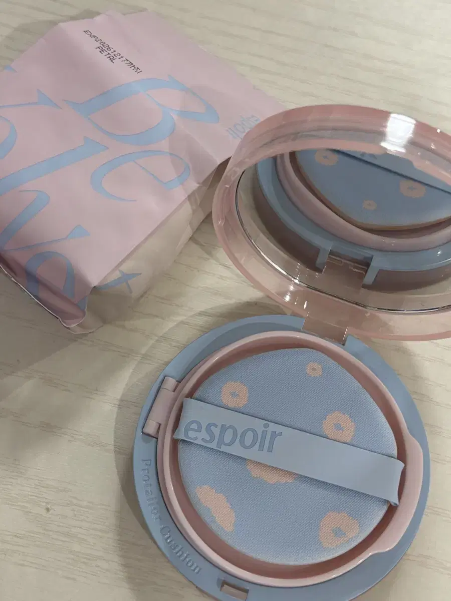 Espoir Pro Tailor Velvet Cover Cushion New Class Cherry Blossom Edition 22 Petal