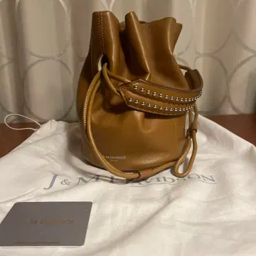 J&M DAVIDSON 미니 누베 버켓 카라멜