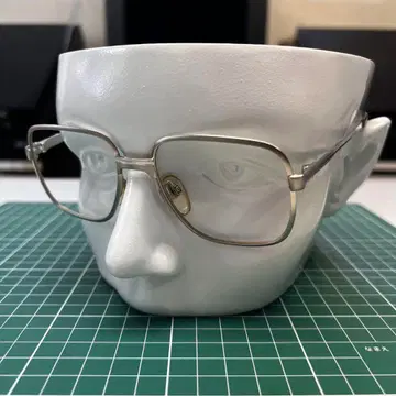 빈티지 RODENSTOCK LORD 사이즈 52 안경테