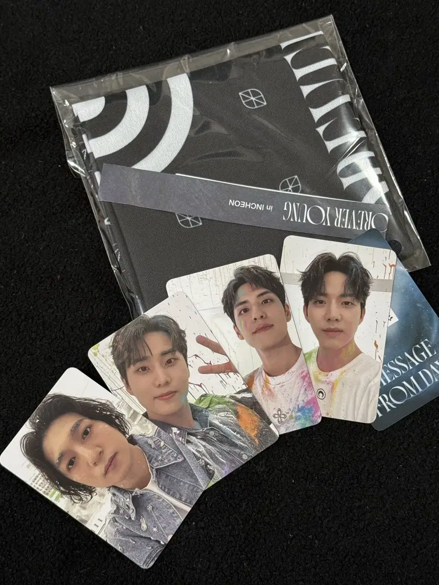 Day 6 Incheon Concert Mak콘 Pre-order benefits