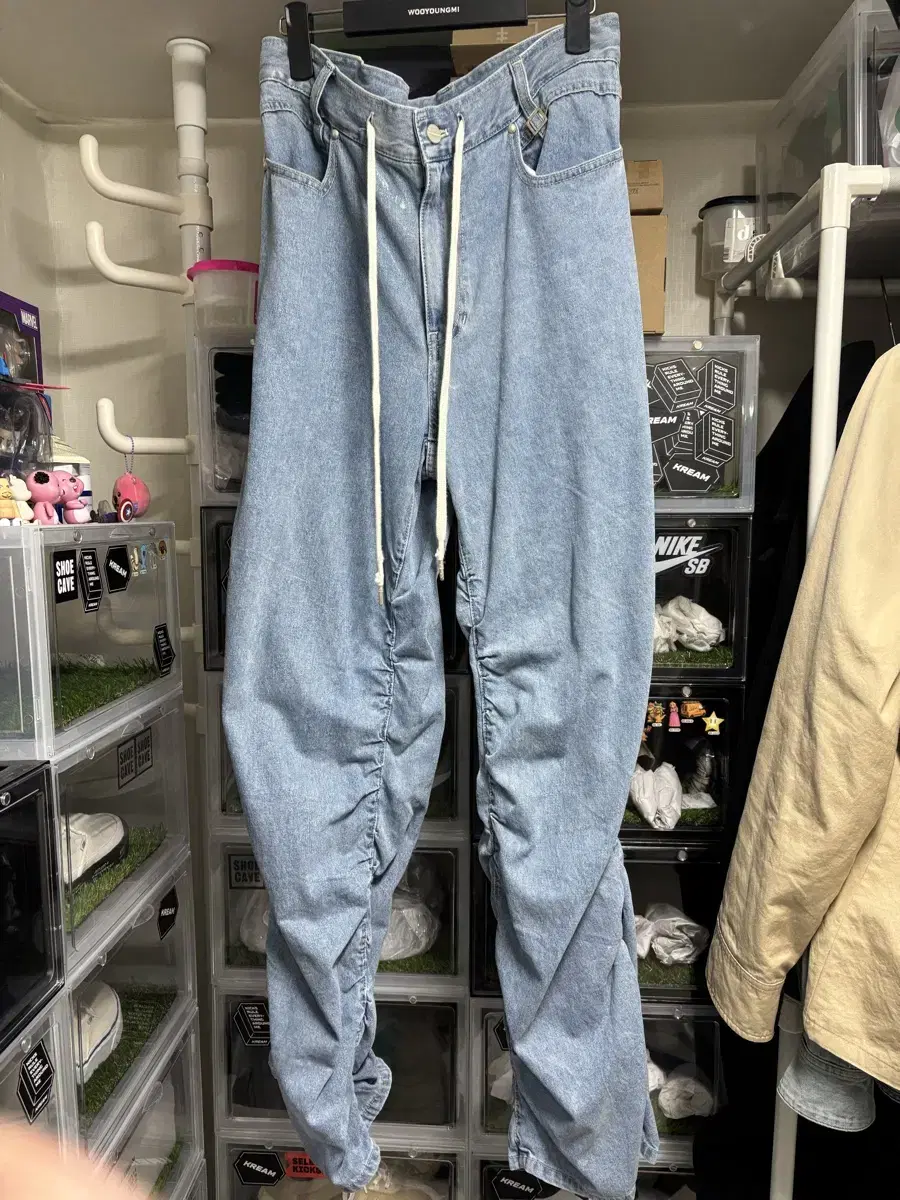 우영미 블루 셔링 와이드 데님팬츠(코팅버전)