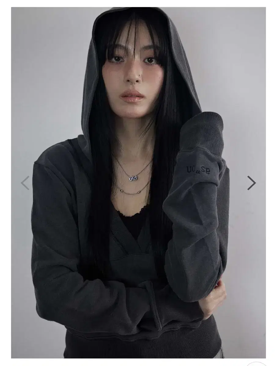 애즈온 TAINY HOODIE