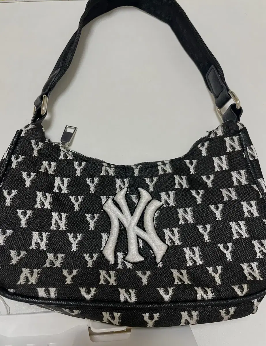 MLB 뉴욕 양키스 숄더백 호보백