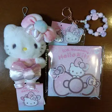 산리오 헬로키티 50주년 마스코트 키링 카드 레어 택 포함