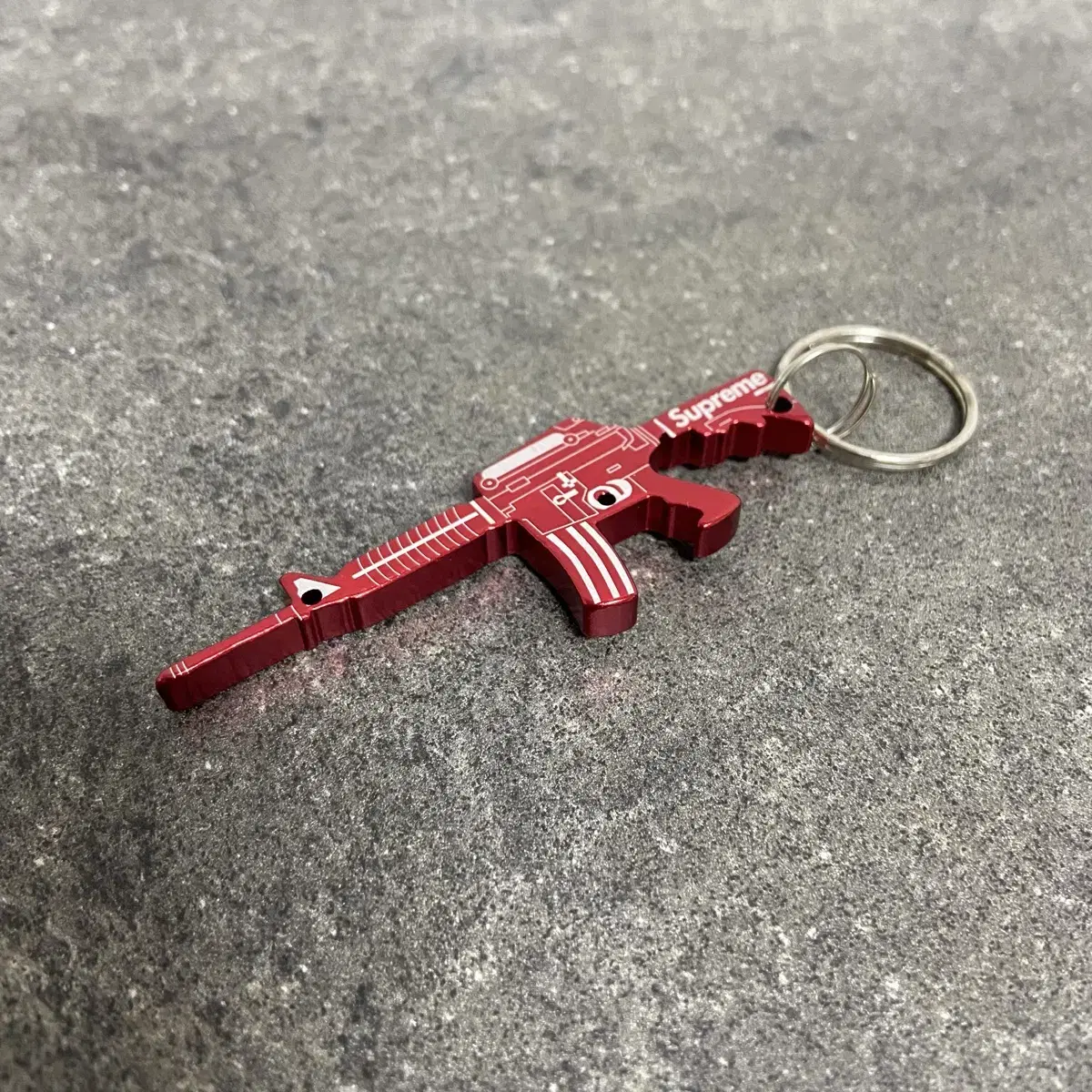 슈프림 M16 레드 키체인 키링 키홀더