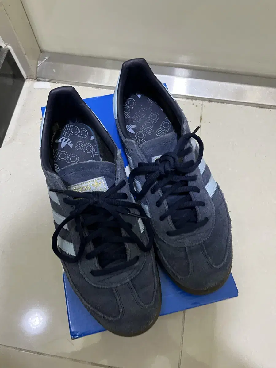 아디다스 스페지알 네이비 265