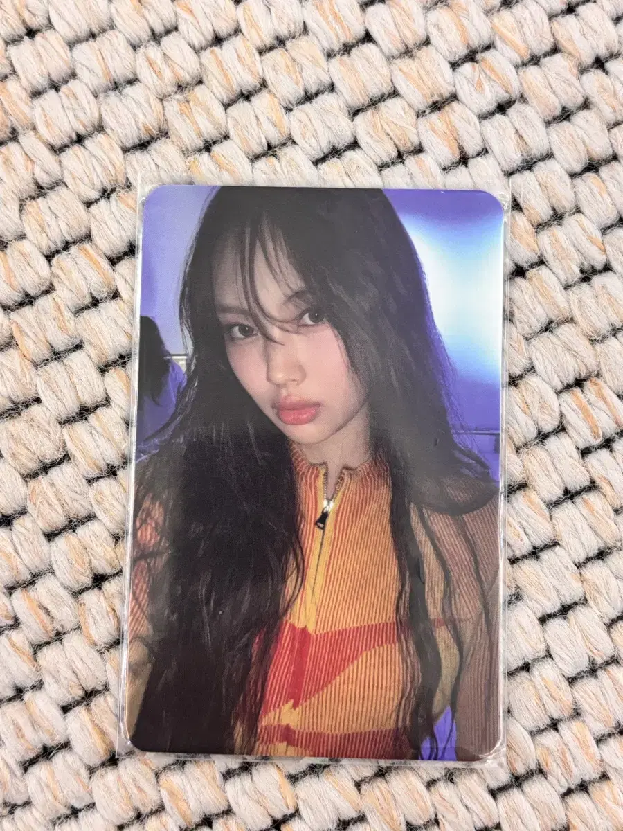 뉴진스 민지 위버스 슈퍼샤이 하우스윗 omg 판매 양도 포카 혜인