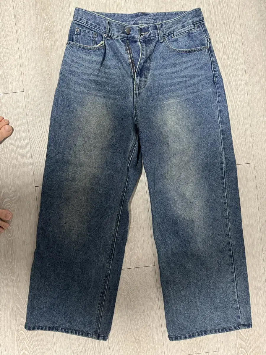 노이어 클래식 와이드 데님 48사이즈