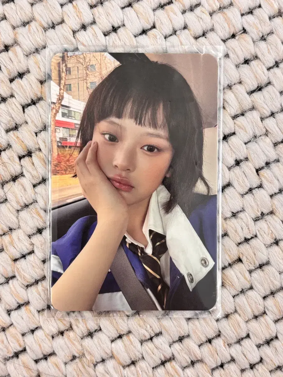 뉴진스 민지 위버스 슈퍼샤이 하우스윗 omg 판매 양도 포카 하니