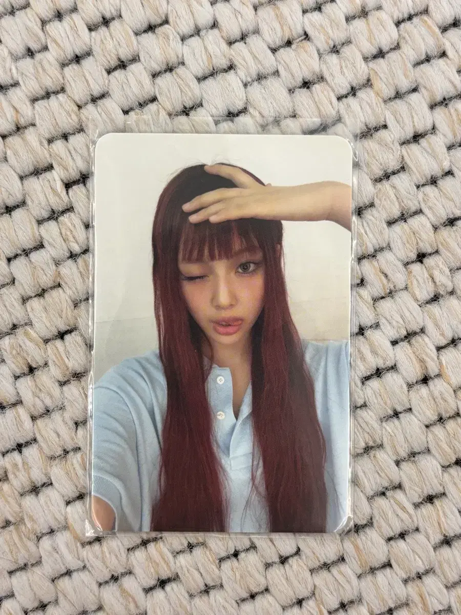 뉴진스 민지 위버스 슈퍼샤이 하우스윗 omg 판매 양도 포카 혜인