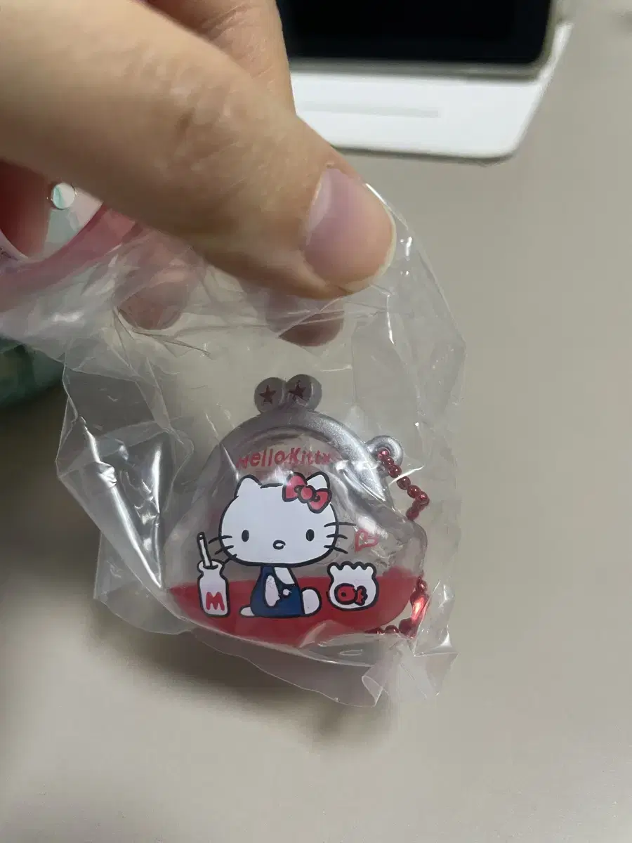 헬로키티 동전지갑 가챠