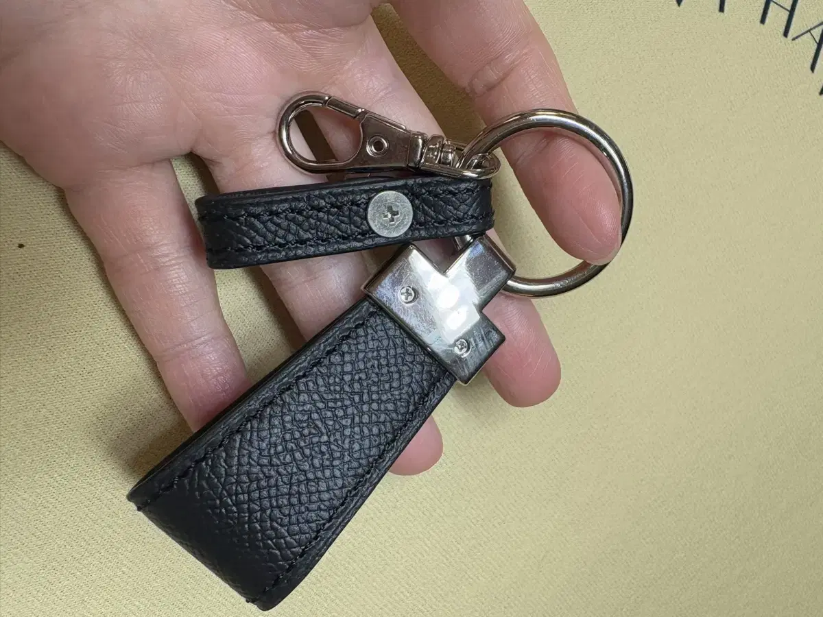 공방 키링 그레인 가죽 새거