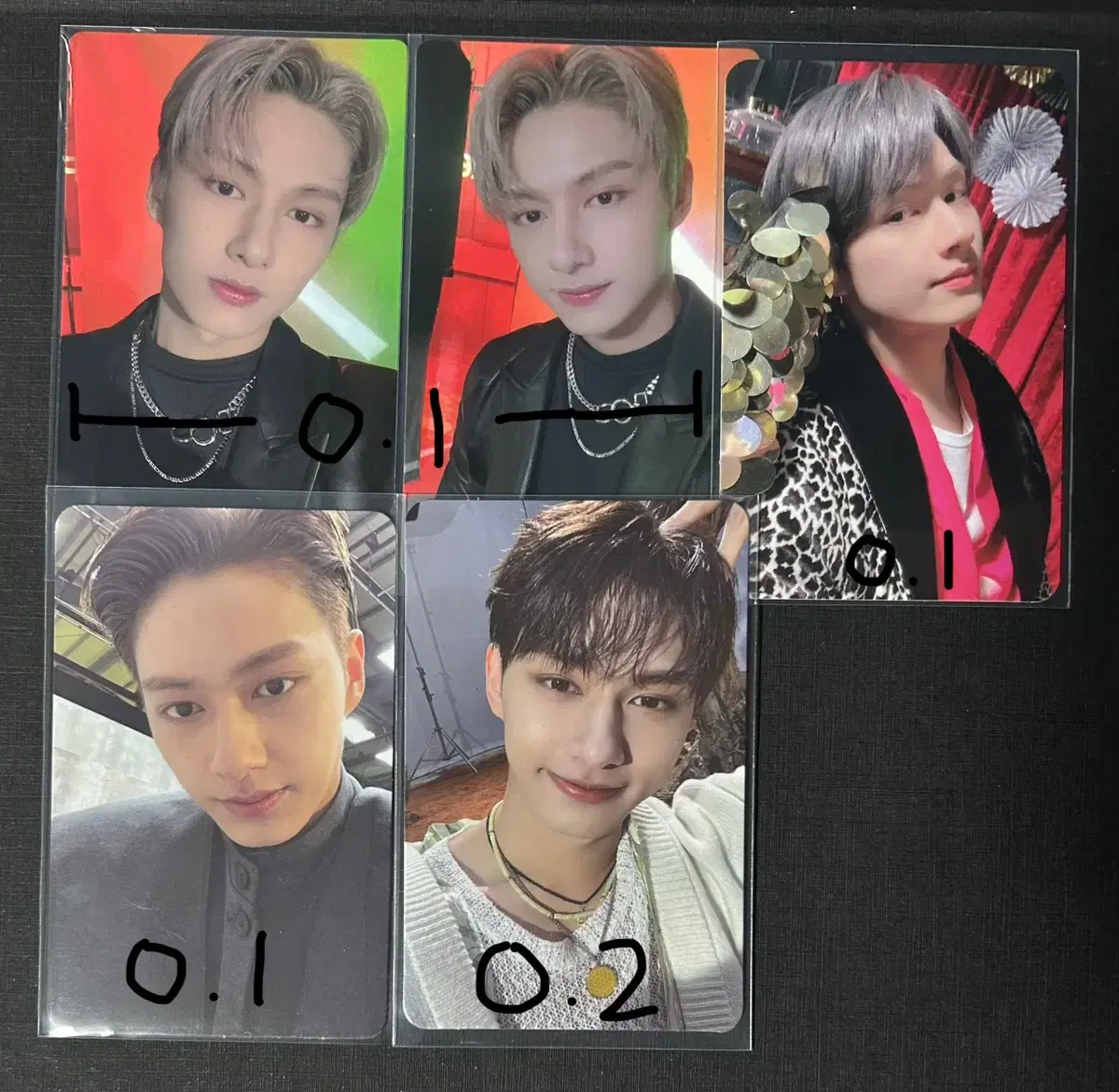 세븐틴 문준휘 준 포카 일괄로 팔아요(급처)