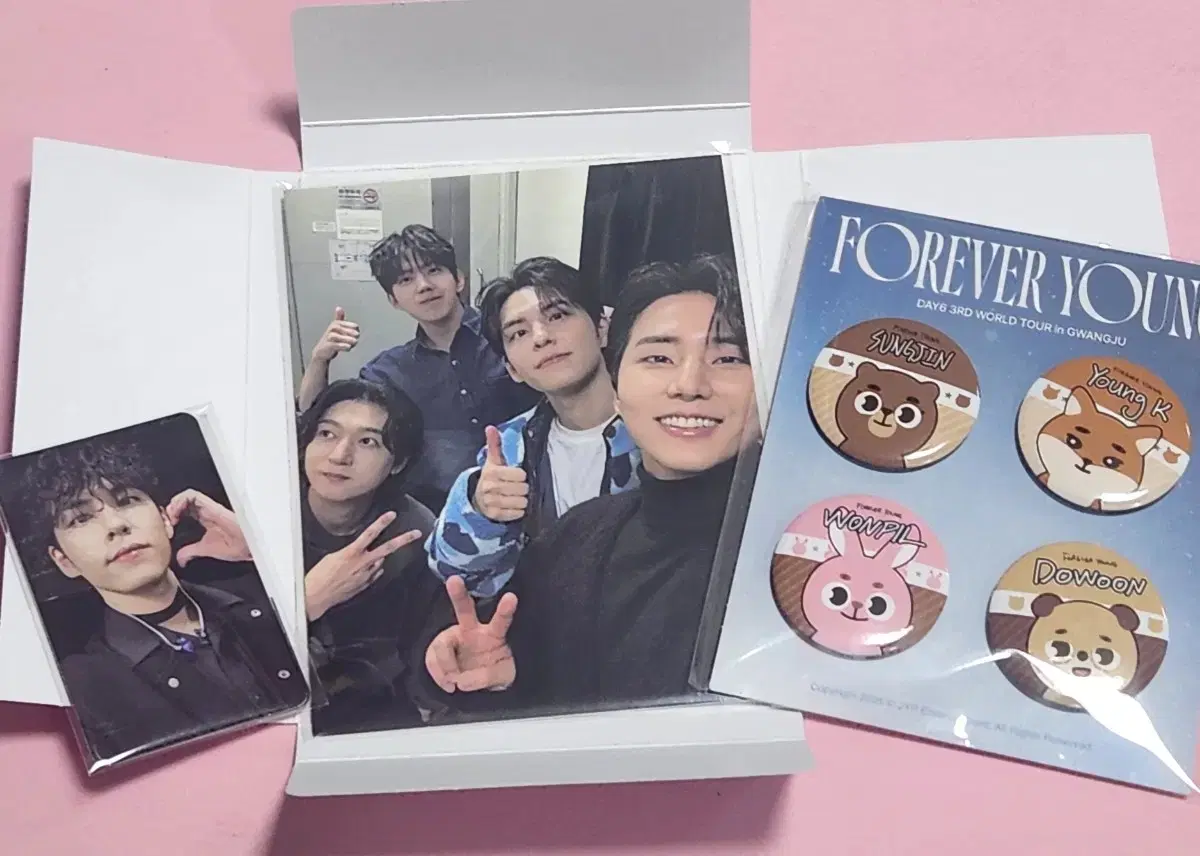 Day 6 Gwangju Mak콘 Entrance Gift All